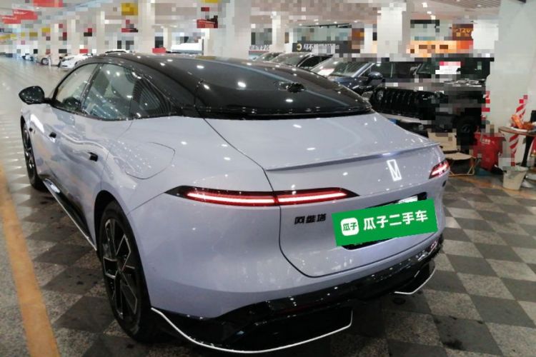 阿维塔06 2025款 Pro增程版车身外观6003