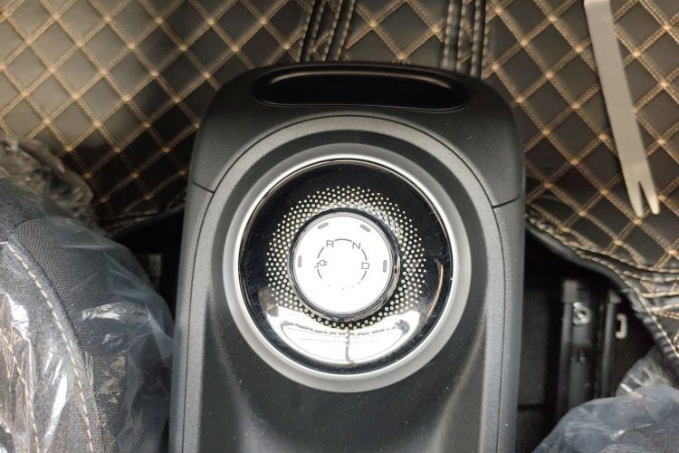 五菱汽车 五菱缤果 2024款 203km 轻享款中控内饰18