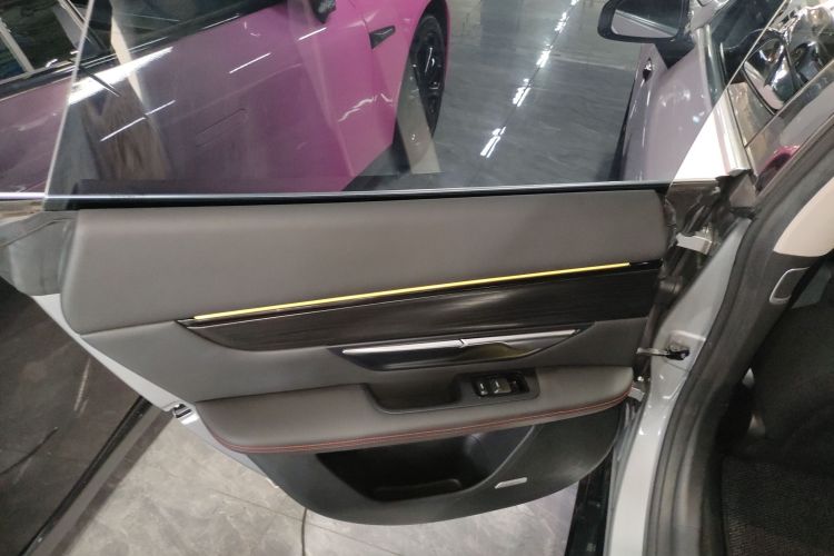 小鹏P7 2022款 480E中控内饰7008