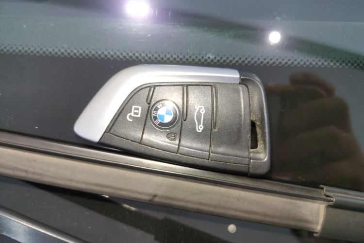 宝马1系 2021款 改款 120i M运动版中控内饰7001