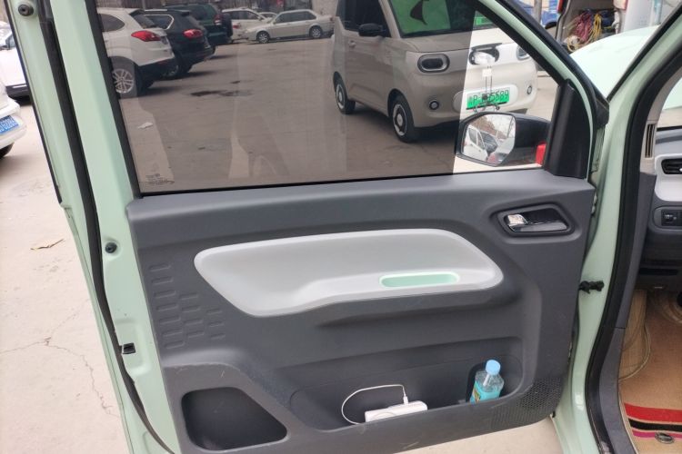 五菱汽车 宏光MINIEV 2022款 马卡龙臻享款 磷酸铁锂中控内饰7007