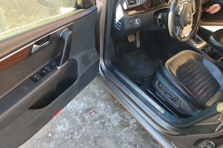 大众 迈腾 2015款 2.0TSI 尊贵型中控内饰20