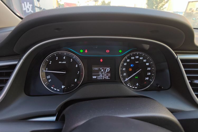 别克 英朗 2019款 15T 双离合进取型 国VI中控内饰14