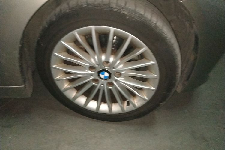 宝马3系 2014款 320Li 豪华设计套装车身外观6007