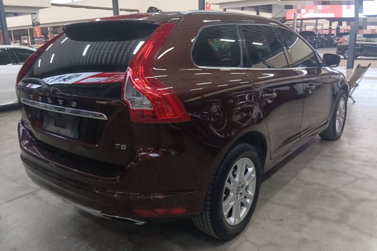 沃尔沃XC60 2016款 T5 智进版车身外观6005