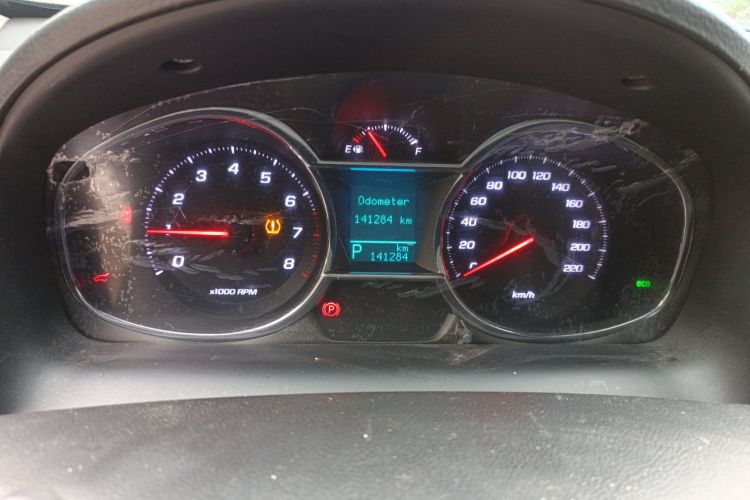 雪佛兰 科帕奇 2015款 2.4L 四驱旗舰版 7座中控内饰14