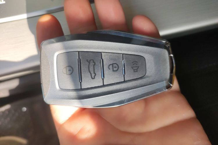 吉利汽车 缤越 2025款 1.5L CVT超能版中控内饰7001