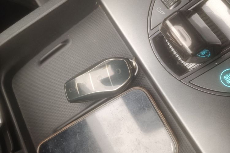 比亚迪 海豹06新能源 2025款 DM-i 智驾版 80KM豪华型中控内饰11