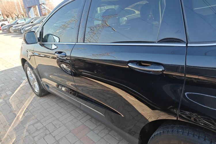 福特 锐界 2017款 EcoBoost 245 四驱运动型 7座车身外观4