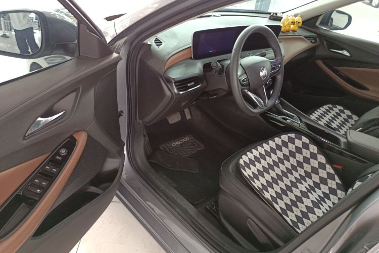 别克 威朗 2022款 Pro 533T 乐享版中控内饰7003