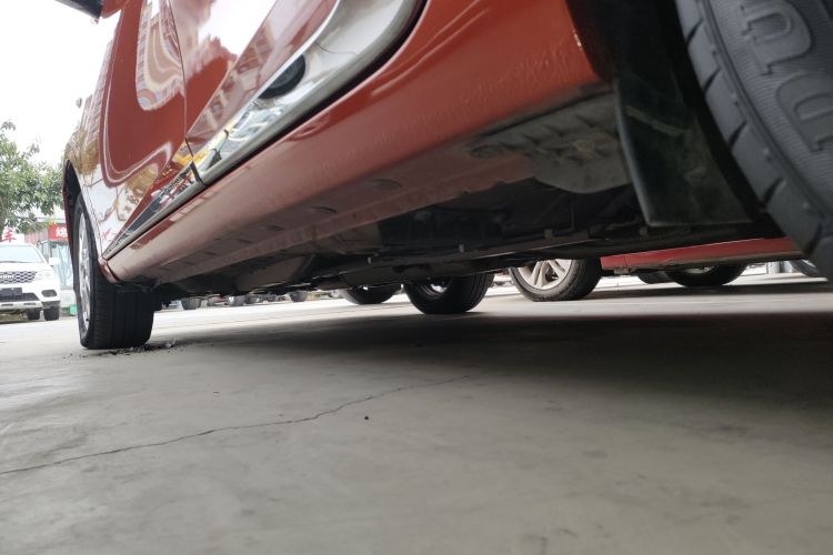 丰田 YARiS L 致炫 2016款 改款 1.5E CVT魅动版局部细节9002