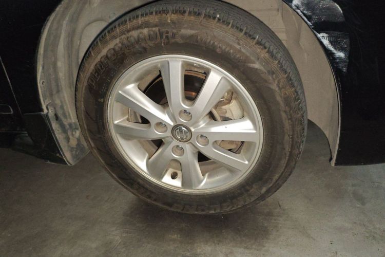 日产 轩逸 2012款 经典 1.6XL 自动豪华版车身外观6007