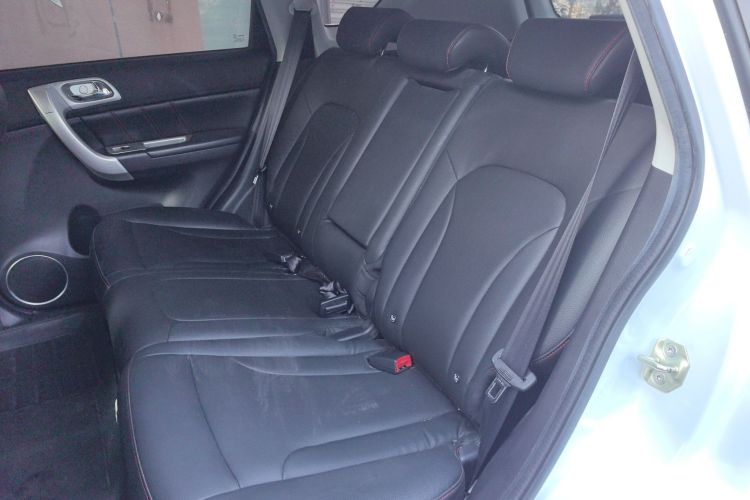 哈弗H6 2015款 升级版 1.5T 手动两驱精英型中控内饰21