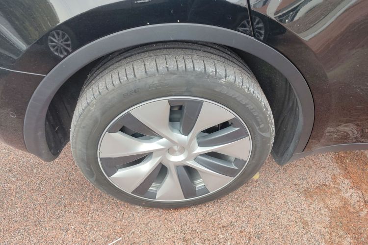 特斯拉 Model Y 2022款 改款 后轮驱动版车身外观6008