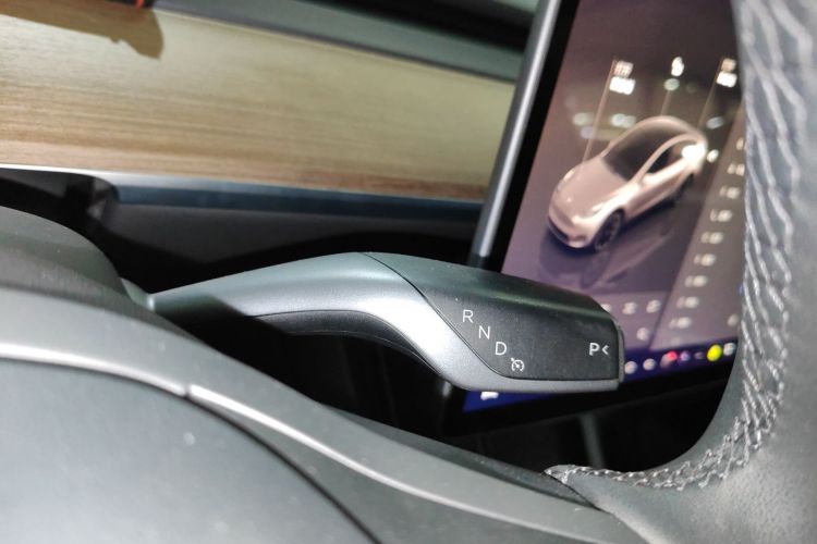 特斯拉 Model Y 2022款 后轮驱动版局部细节18