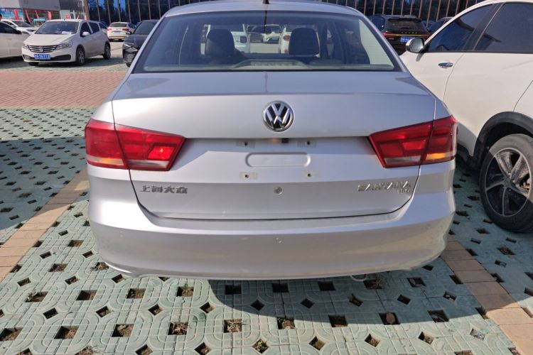 大众 桑塔纳 2015款 1.6L 自动舒适版车身外观6004