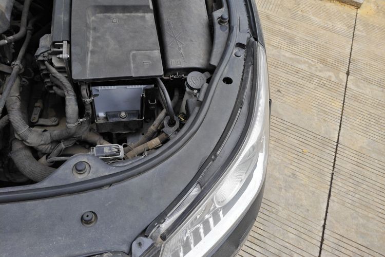 别克 君越 2012款 2.4L SIDI豪雅版局部细节9007