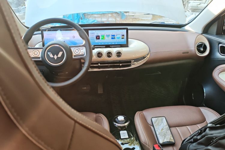 五菱汽车 五菱缤果 2023款 333km 灵犀互联款中控内饰12