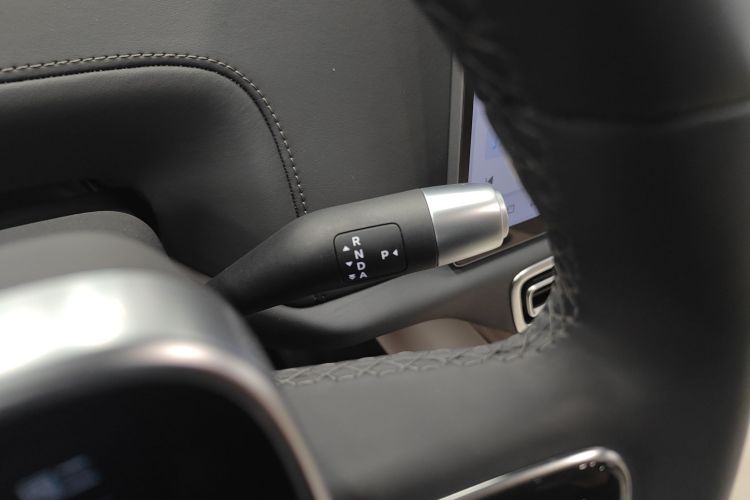 理想汽车 理想L7 2024款 Ultra中控内饰18