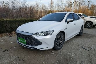 比亚迪 秦PLUS 2021款 DM-i 55KM 旗舰型