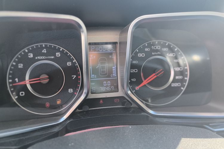 众泰 大迈X5 2017款 升级版 1.5T CVT知县型局部细节14