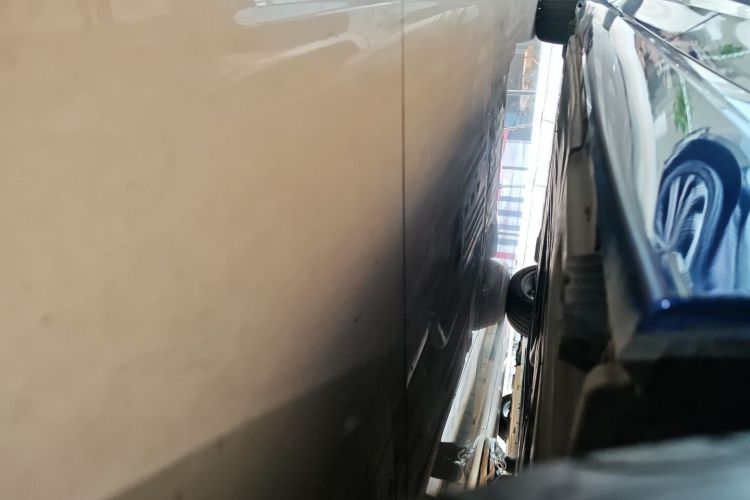 宝马3系 2020款 325Li M运动套装局部细节9002