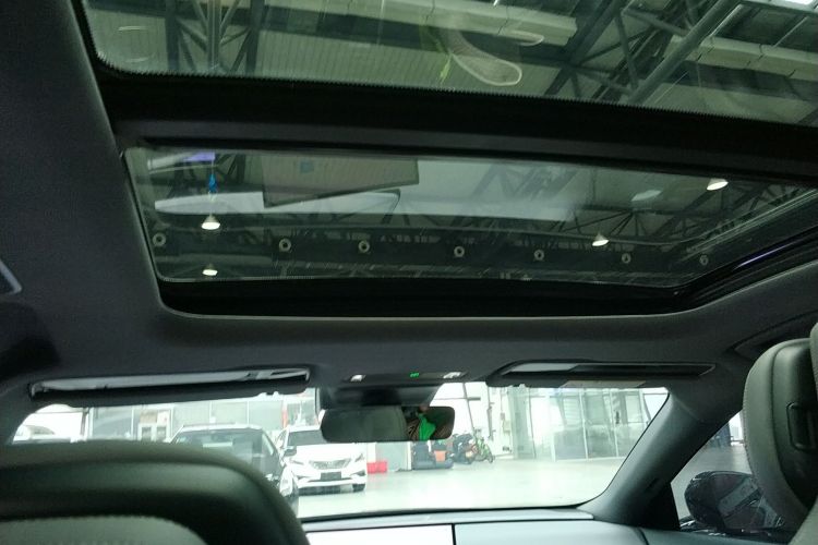 领克07 2024款 EM-P 126长续航 Halo中控内饰22