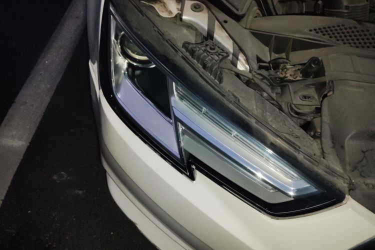 奥迪A4L 2017款 40 TFSI 时尚型车身外观8