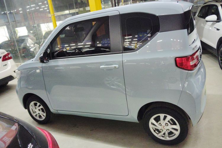 五菱汽车 宏光MINIEV 2020款 自在款 磷酸铁锂车身外观4