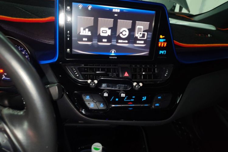 丰田 奕泽IZOA 2018款 2.0L 奕驰版 国VI中控内饰16