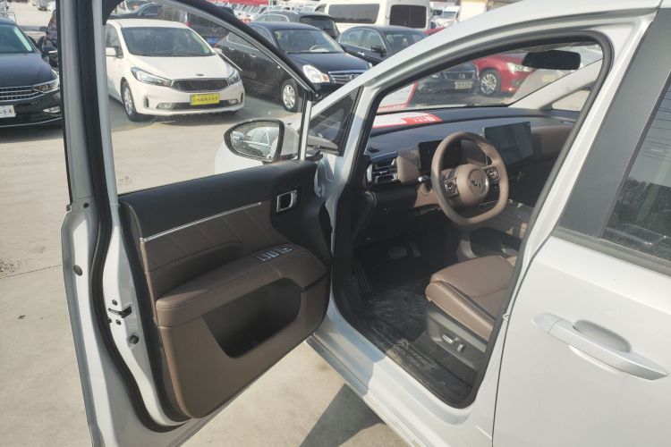 五菱汽车 星光730新能源 2025款 插混 125km 豪华型中控内饰7003