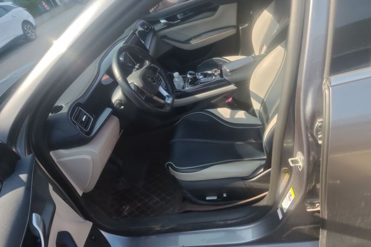 比亚迪 秦PLUS 2021款 DM-i 55KM 旗舰型中控内饰19