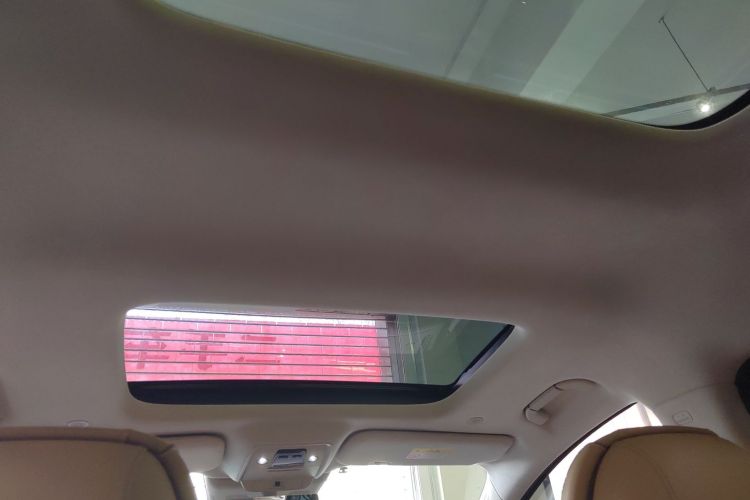 腾势D9 2022款 DM-i 970 四驱旗舰型中控内饰22