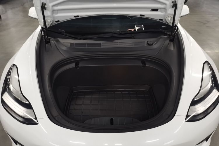 特斯拉 Model 3 2020款 改款 标准续航后驱升级版机舱底盘24