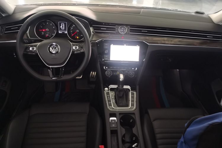 大众 迈腾 2019款 330TSI DSG 豪华型 国V中控内饰12