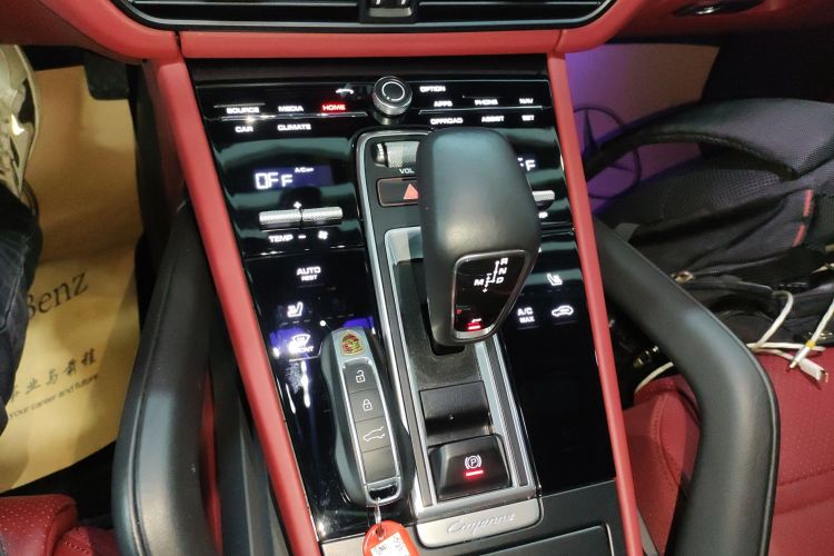 保时捷 2023款 Cayenne 3.0T中控内饰18