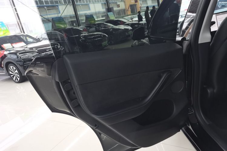特斯拉 Model Y 2022款 改款 后轮驱动版中控内饰49