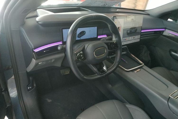 领克07 2024款 EM-P 126长续航 Halo中控内饰12