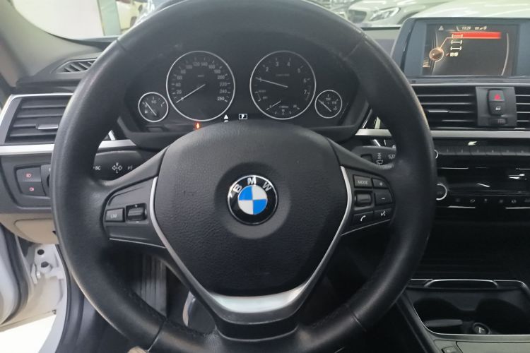 宝马3系 2017款 320Li 时尚型局部细节13