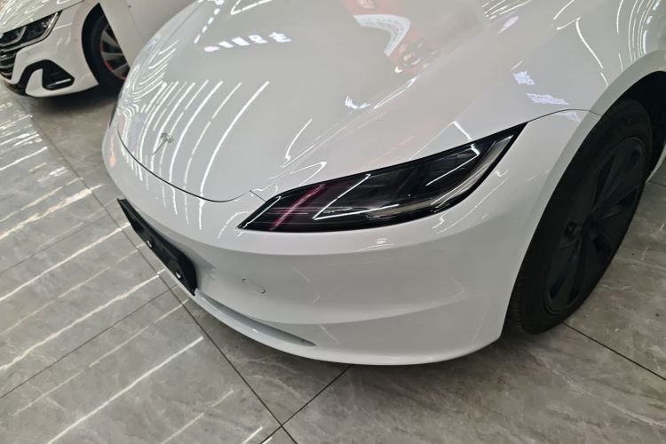 特斯拉 Model 3 2023款 后轮驱动版局部细节36