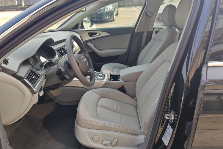 奥迪A6L 2015款 TFSI 百万纪念智领型中控内饰19