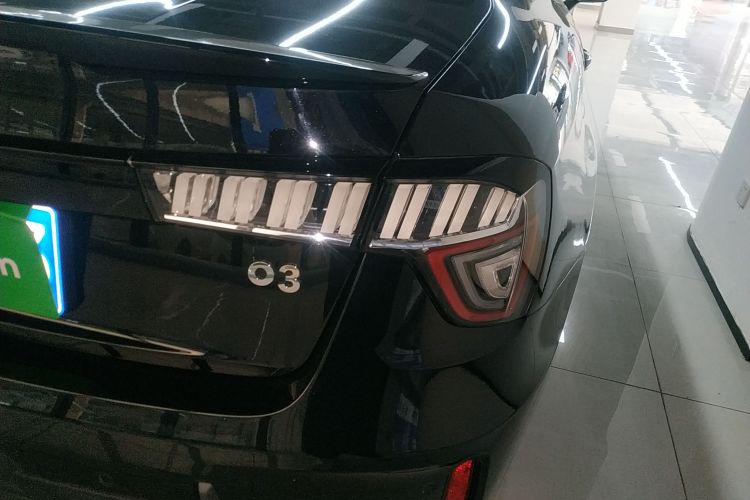 领克03 2021款 2.0TD 自动劲 冠军版车身外观9