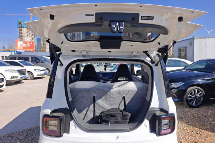 吉利银河 2025款 210km 熊猫卡丁局部细节23