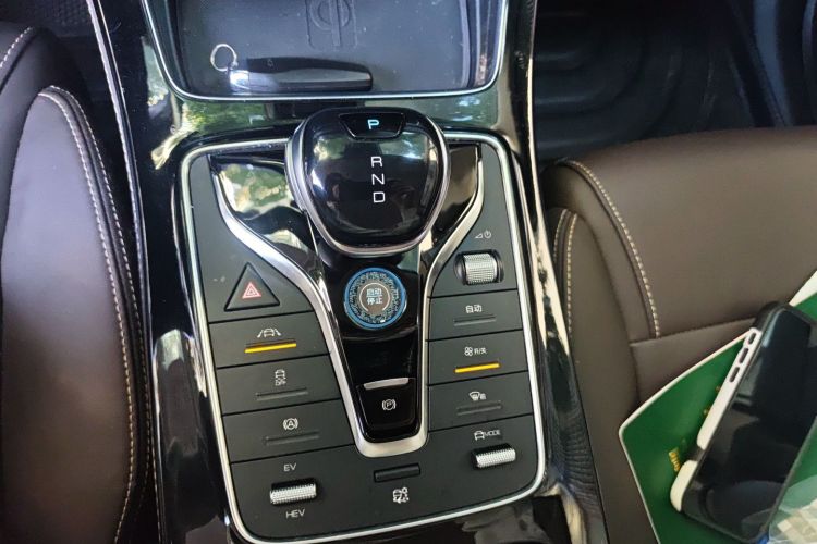 比亚迪 宋MAX新能源 2022款 DM-i 105KM 行政版局部细节18