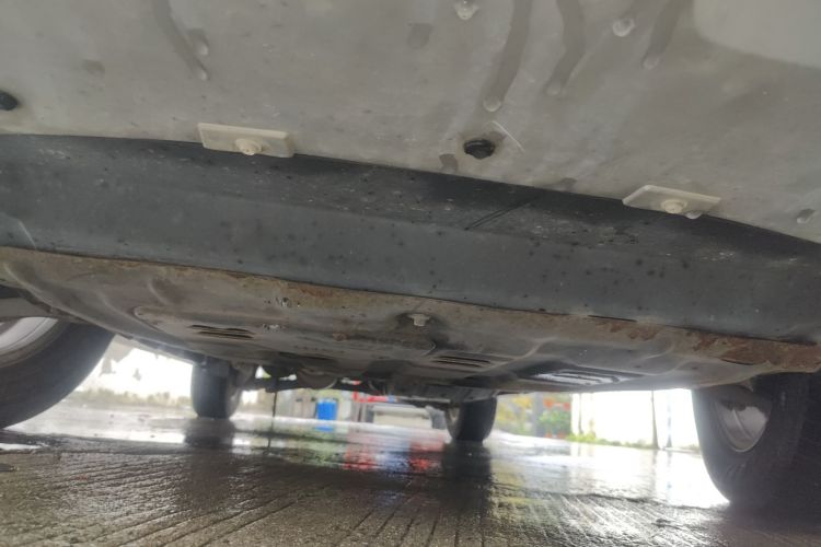 哈弗H6 2021款 运动版 1.5T 自动精英智联型 六边形格栅局部细节9008