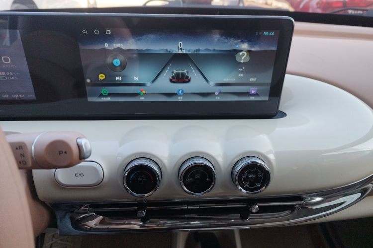 五菱汽车 五菱缤果 2025款 333km 悦享款局部细节16