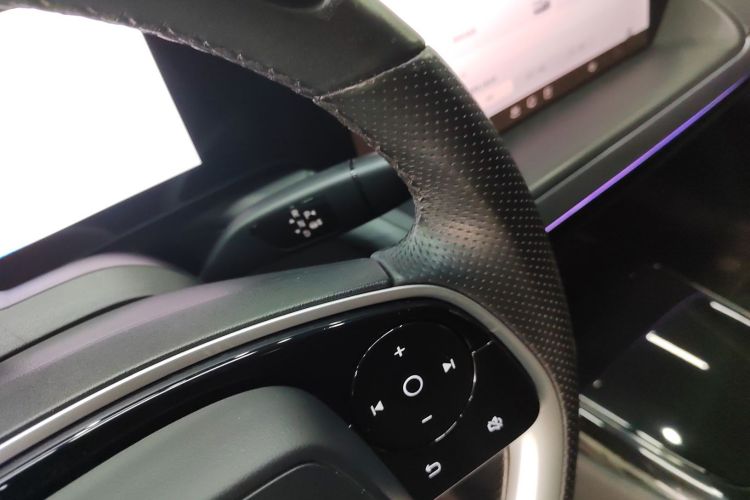 小鹏P7 2021款 670E鹏翼版中控内饰18