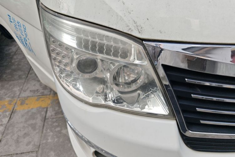 金龙 金威 2014款 2.2LCNG长轴创业型XG491车身外观8