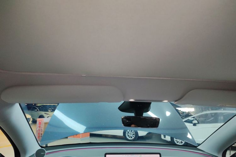 特斯拉 Model Y 2025款 后轮驱动版局部细节22