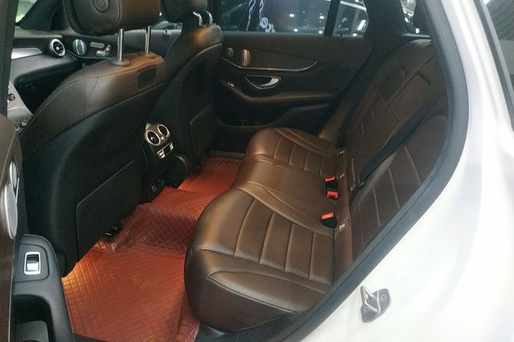 奔驰GLC 2019款 改款 GLC 300 L 4MATIC 动感型中控内饰7004